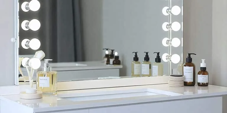 What Is A Vanity Mirror featured image