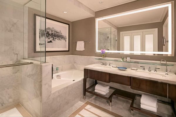 application Senior Living bathrooms